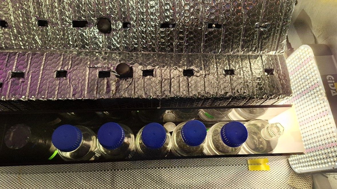 Incubation chambers for measuring carbon and nitrogen uptake in phytoplankton and ice algae