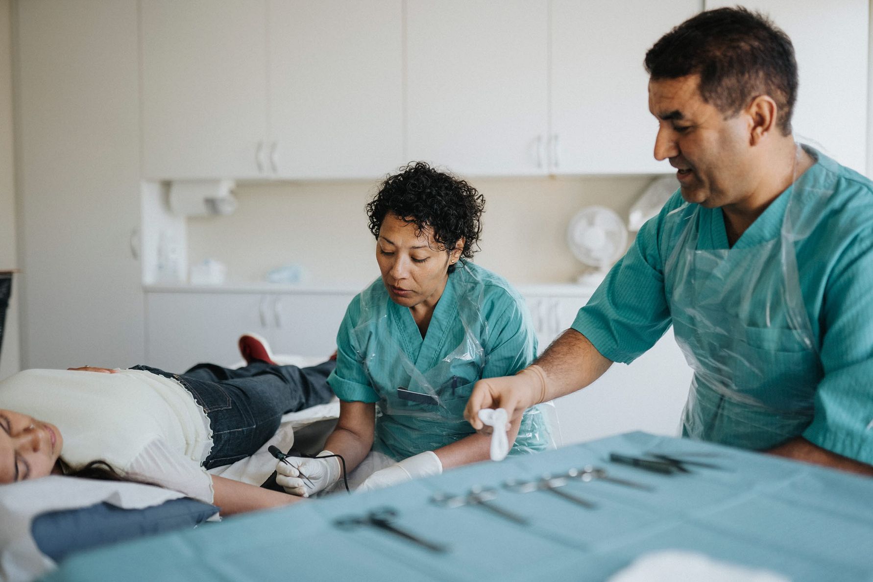 Två läkare och en patient