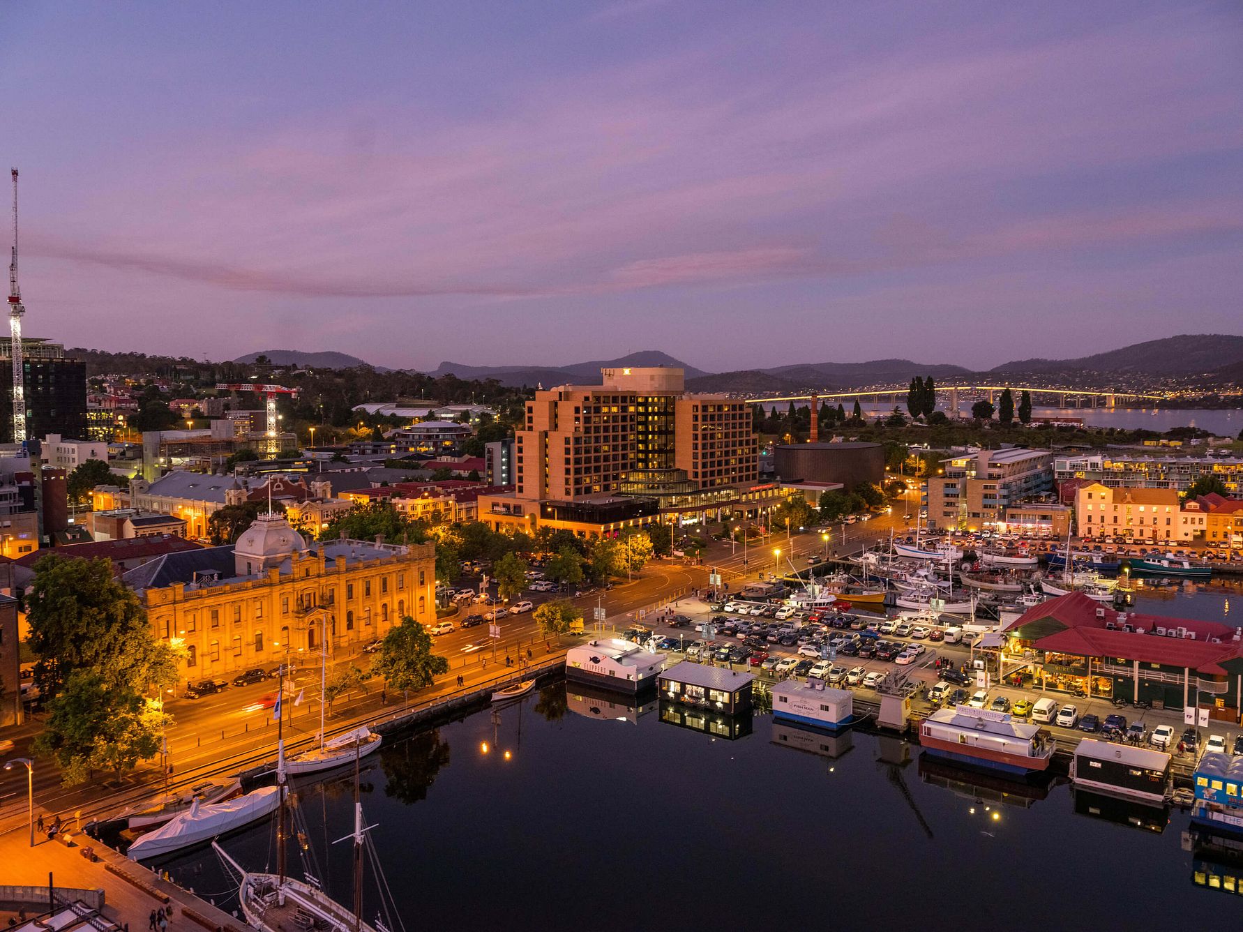 Hobart-waterfront-credit-Alistair_Bett