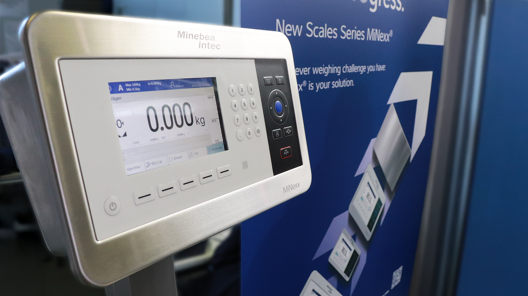 Latest weight indicators and floor scale MiNexx® for advanced production