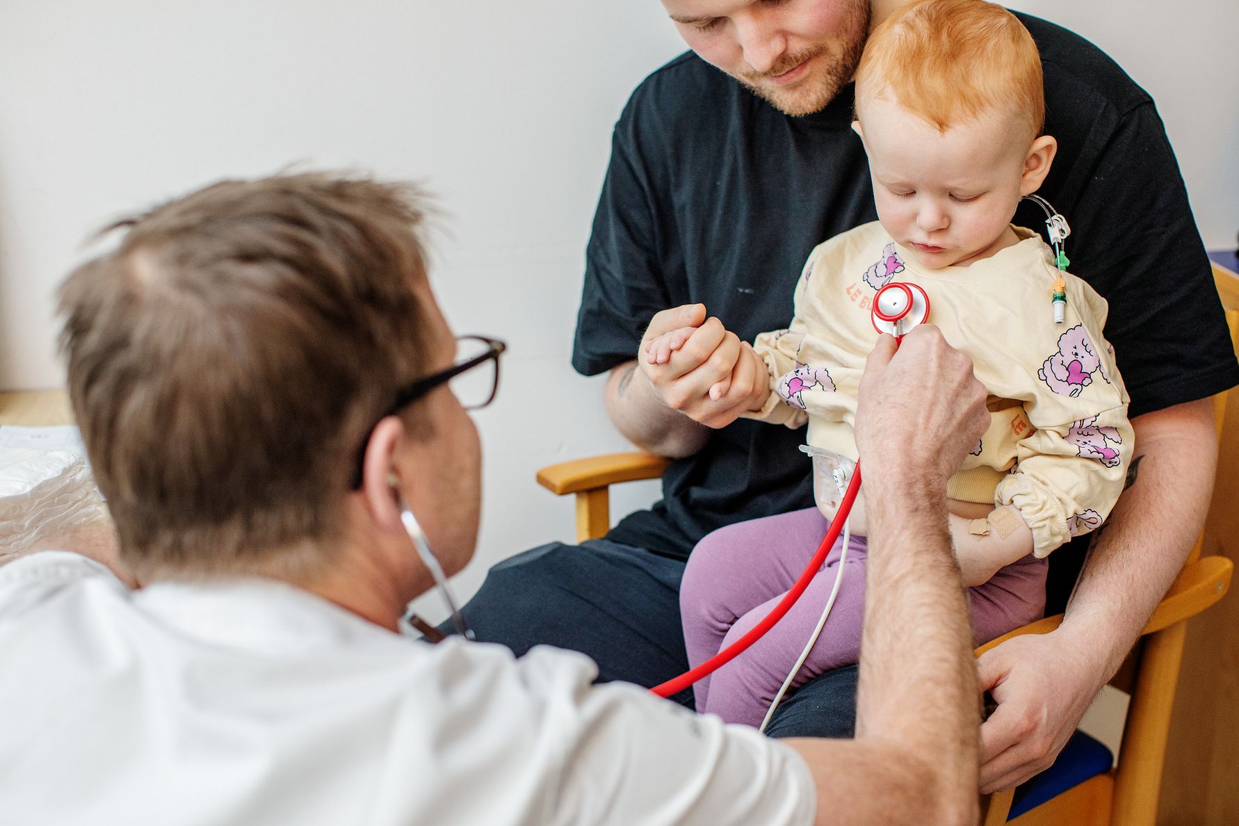 Behovet av nya läkemedel och behandlingar som är elakare mot cancern och snällare mot barnen är stort. Foto: Ylva Sundgren