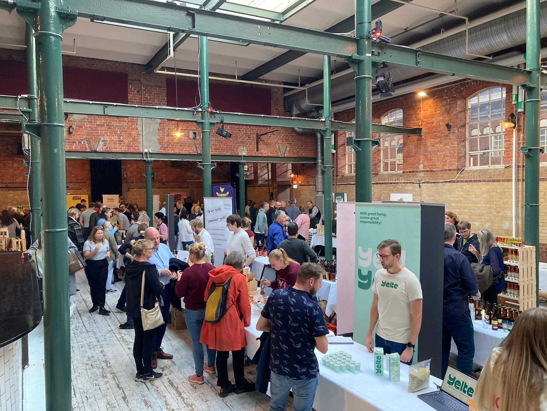 Skånsk innovation och lokala leverantörer leder livsmedelsystemet framåt när ICA-handlare bjöd in till träff i Malmö
