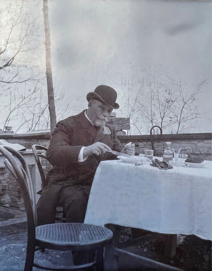 Wilhelm Carlström på uteservering