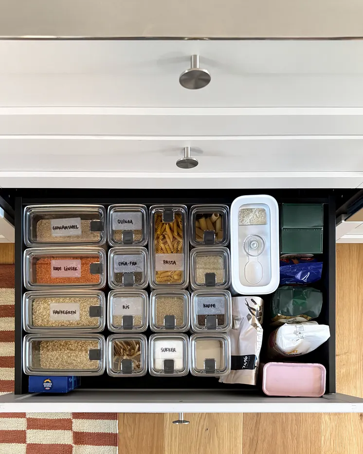 KORALLVIPPA Opbevaring med låg fra IKEA