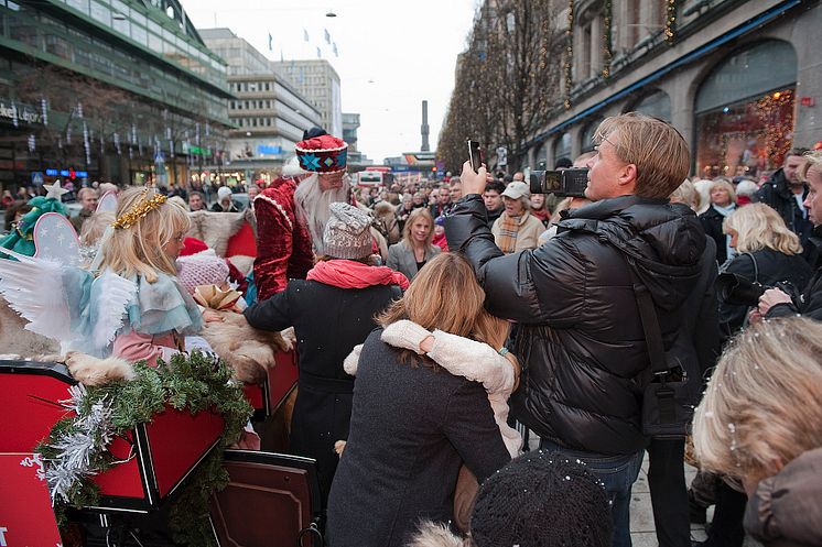 Skyltsöndag på Nordiska Kompaniet i Stockholm. Bild 2