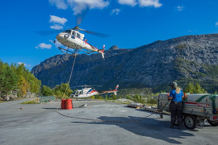 Helikopter på jobb