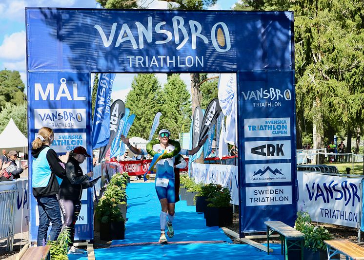 Vansbro Triathlon segrare 2024.JPG