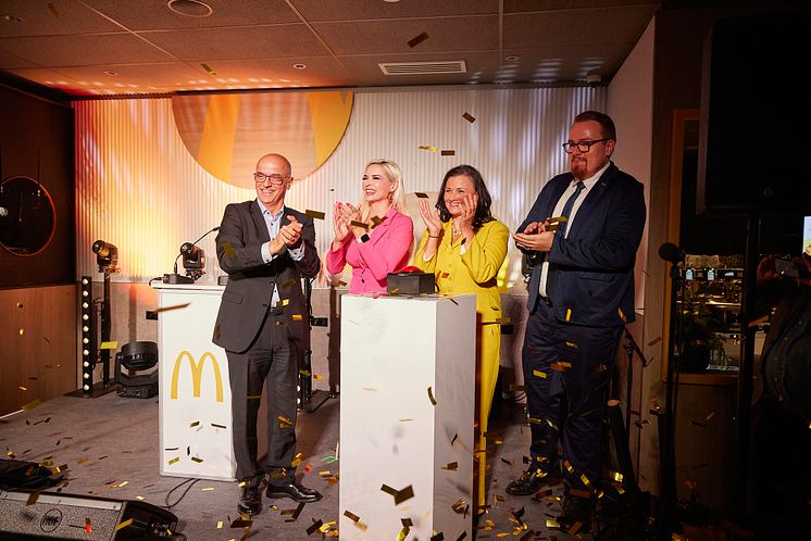 McDonald`s_Mario Federico_Daniela Katzenberger_Gitta Connemann_Benjamin-Moses Maczionczek.jpg