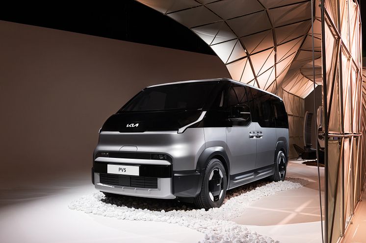 Kia PV5 Passenger