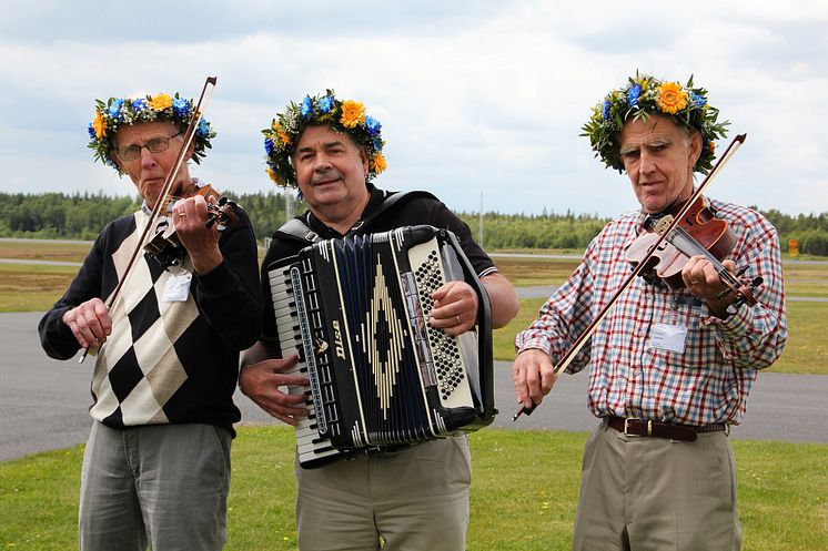 Levande musik vid välkomnandet på Jönköping flygplats