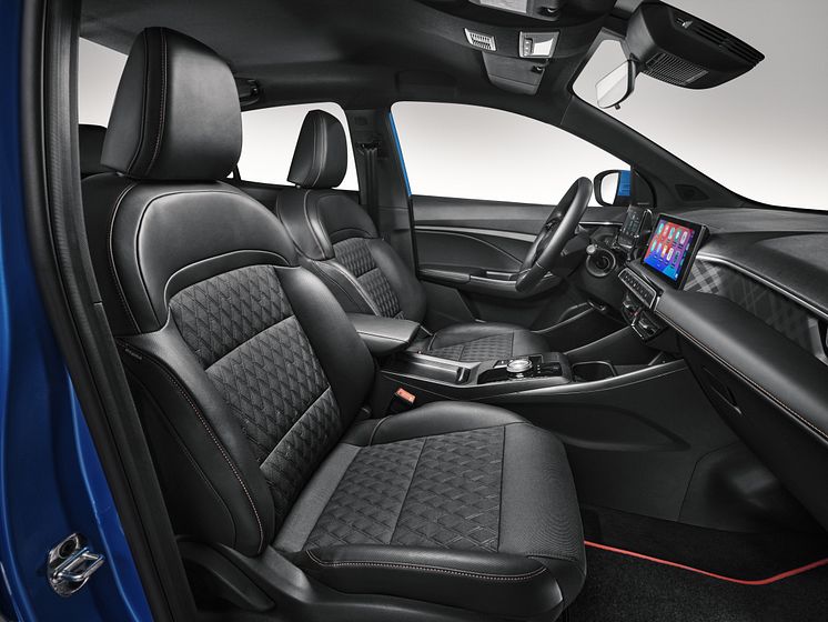 MG3 Hybrid+_Interior_MGM3_FrontSeats_EU.jpg