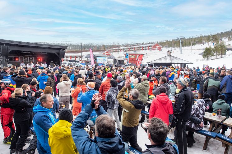 Stöten i Sälen - Extra bra drag på Stötens afterski under avslutningshelgen Grande Finale 2023