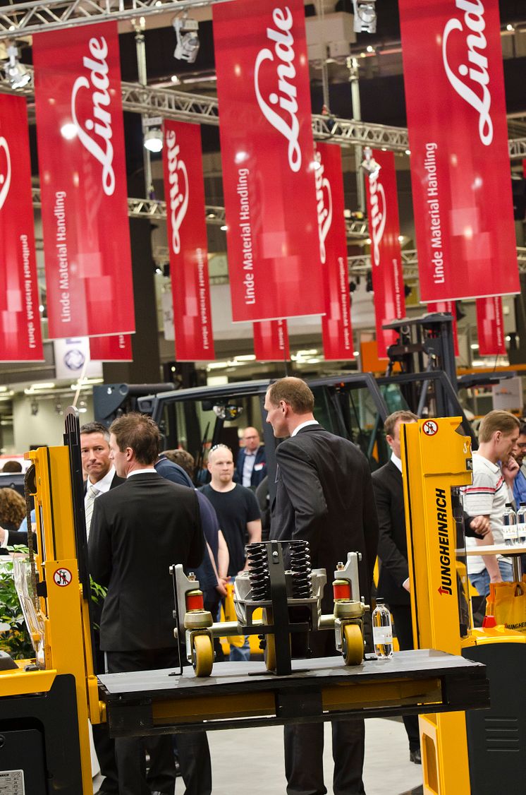 Logistik & Transport 2012