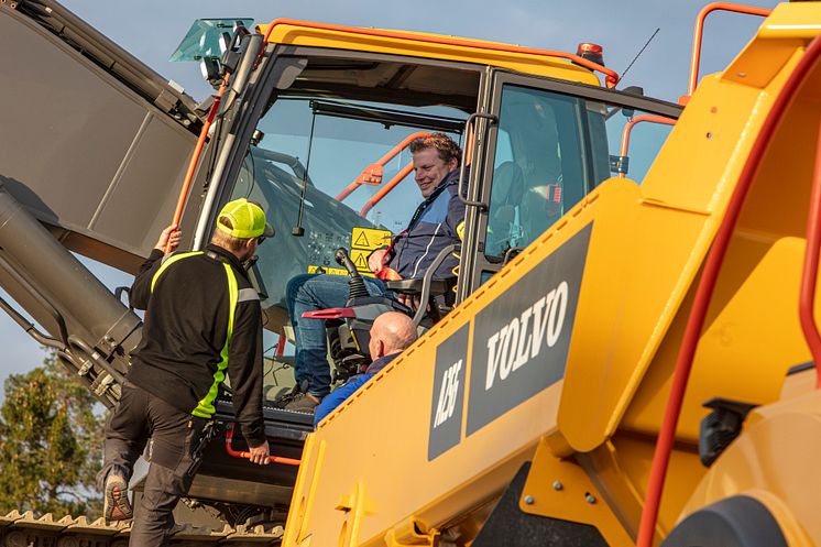 Volvo Operators Club - grävmaskin och dumper