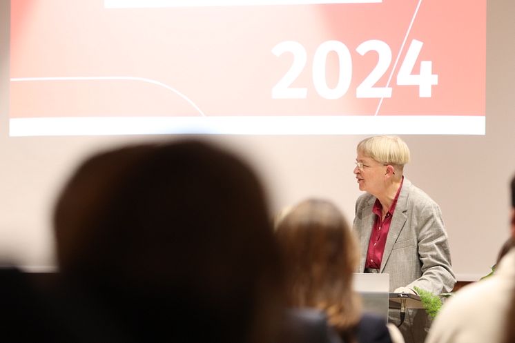 Mehr als 430 Stipendien in 14 Jahren | Rekord: 2024 verleiht die Universität Vechta 41 Deutschlandstipendien an Studierende  