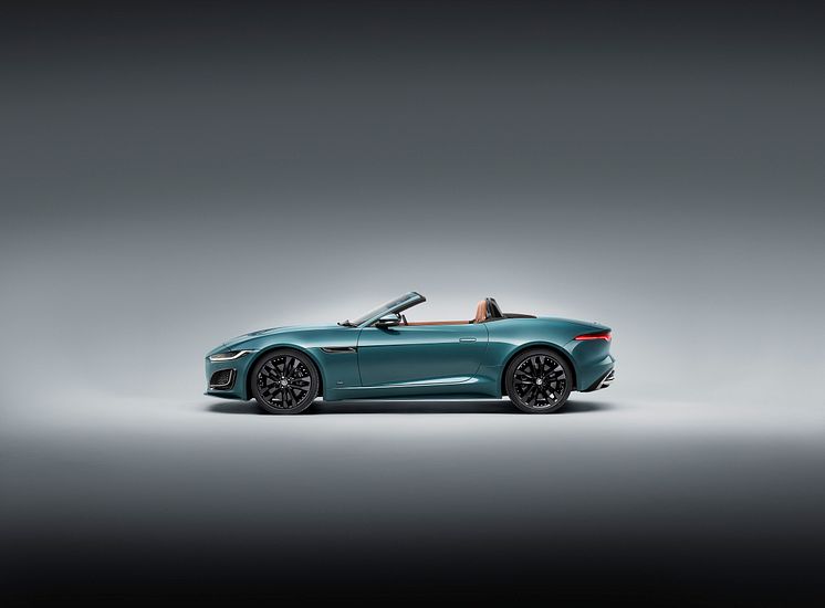 1304_HPin_Jag_F-type_Drophead_Profile_v4b_5k (1).jpg