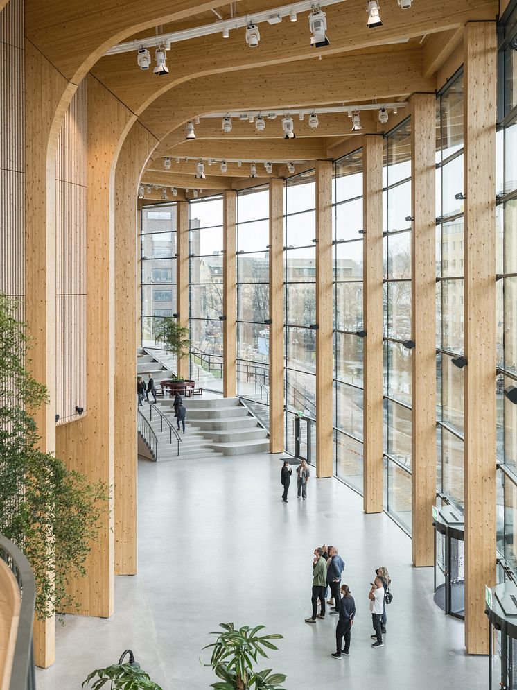 Entrance hall - 3 - World of Volvo - Photo Rasmus Hjortshoj.jpg