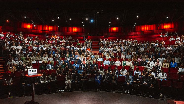 400 Djurgårdskollegor på plats