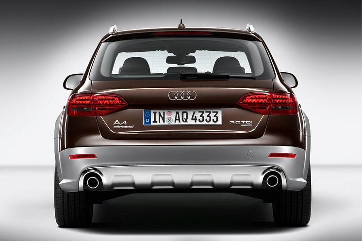 Audi A4 allroad quattro, 3