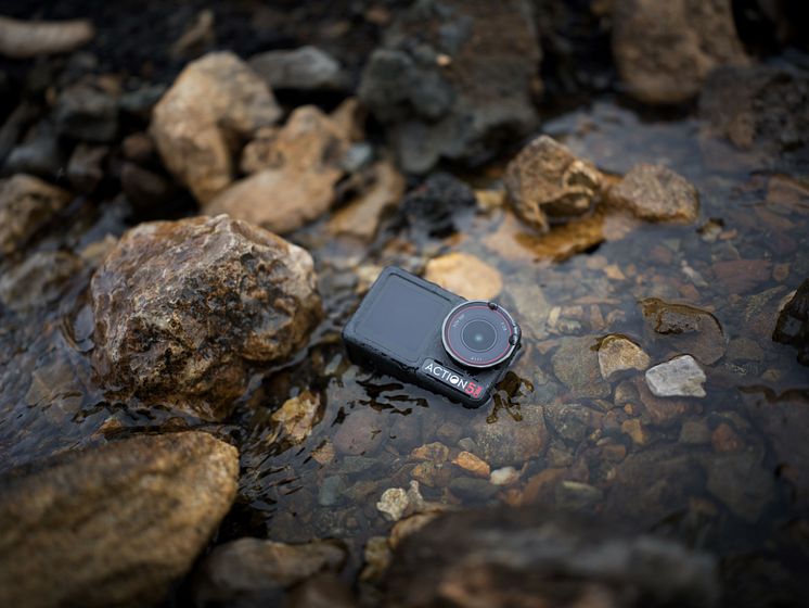Osmo Action 5 Pro_Lifestyle Photos_stream.jpg