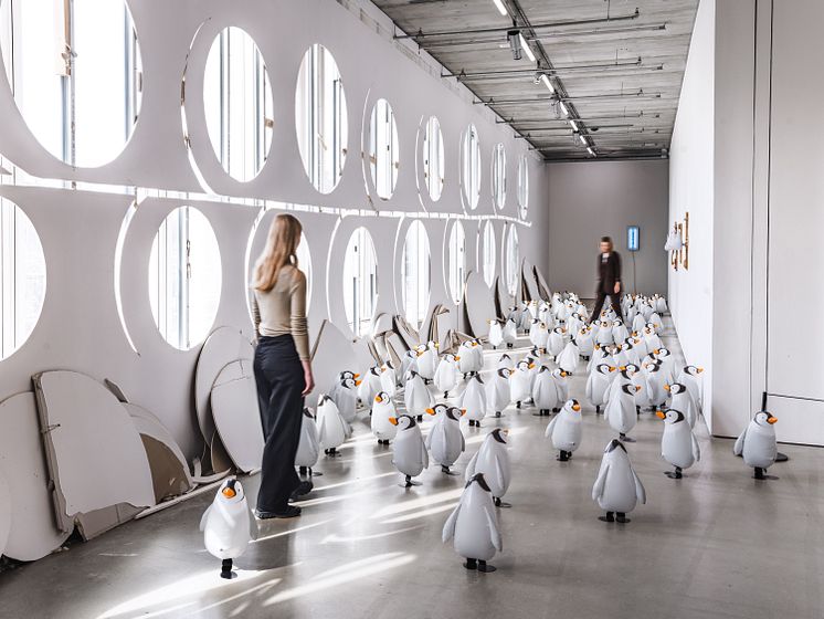 Installationsvy från utställningen Playa! på Bonniers Konsthall