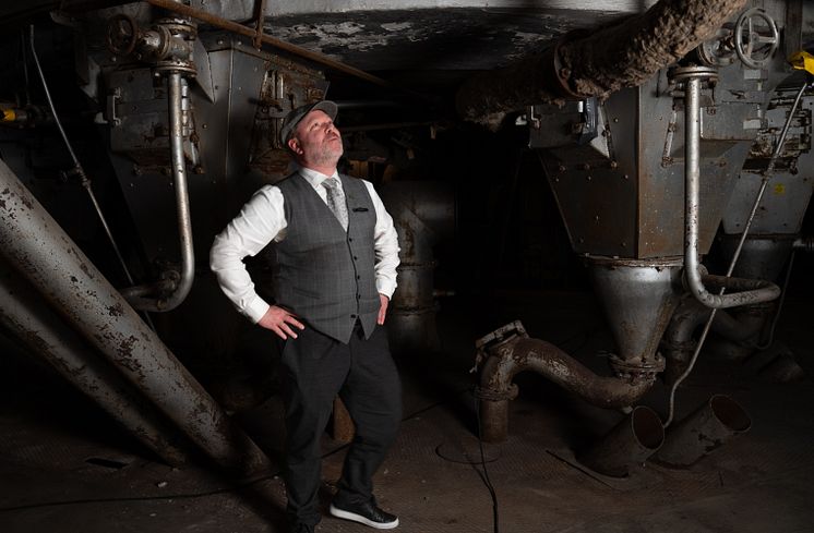 Sonny-Steam-Hotel-inspekterar-panna12.jpg