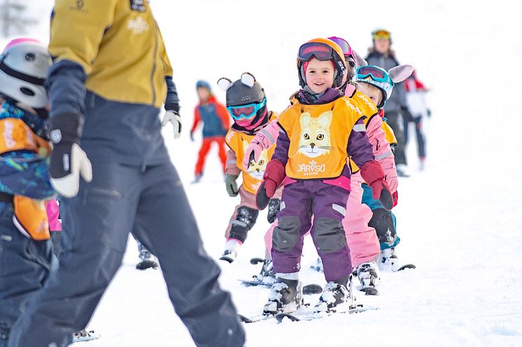 Populära skidskolan i Järvsöbacken_FF44332.jpg