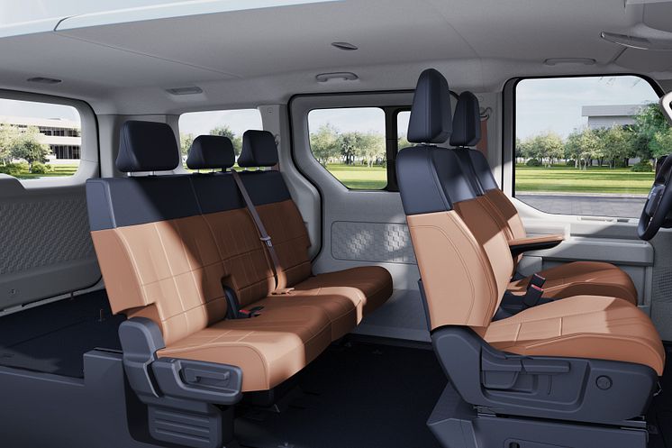 kia-pv5-passenger-int-static-print-3600x2400-5[1].jpg