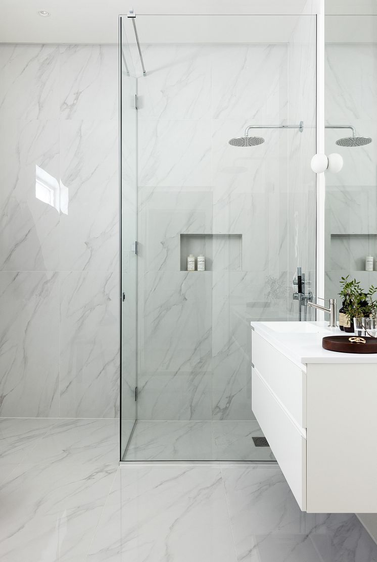 INR Home Stories - Shower wall Arc 13 Frame