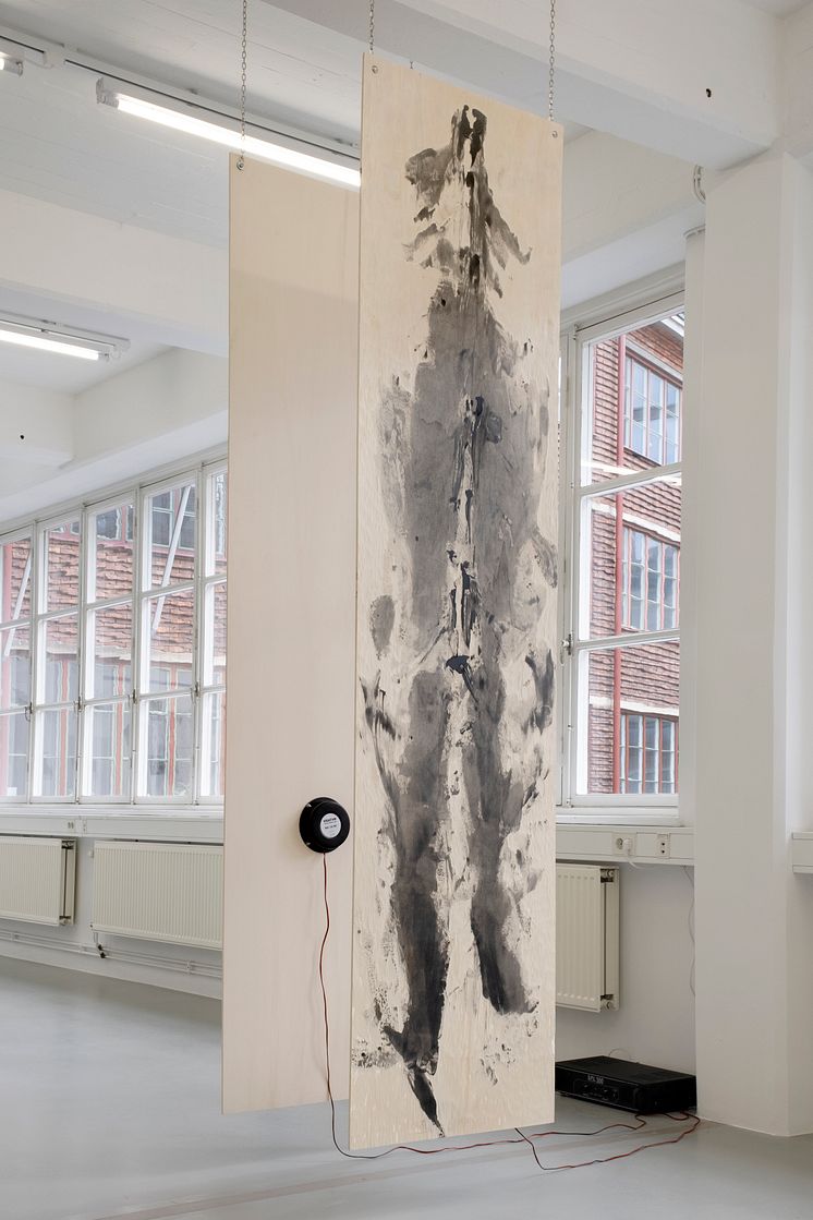 Jordana Loeb. Wooden Feedback I, 2022