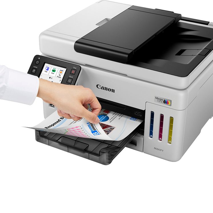MAXIFY GX6150 EUR LIFESTYLE 03.jpg
