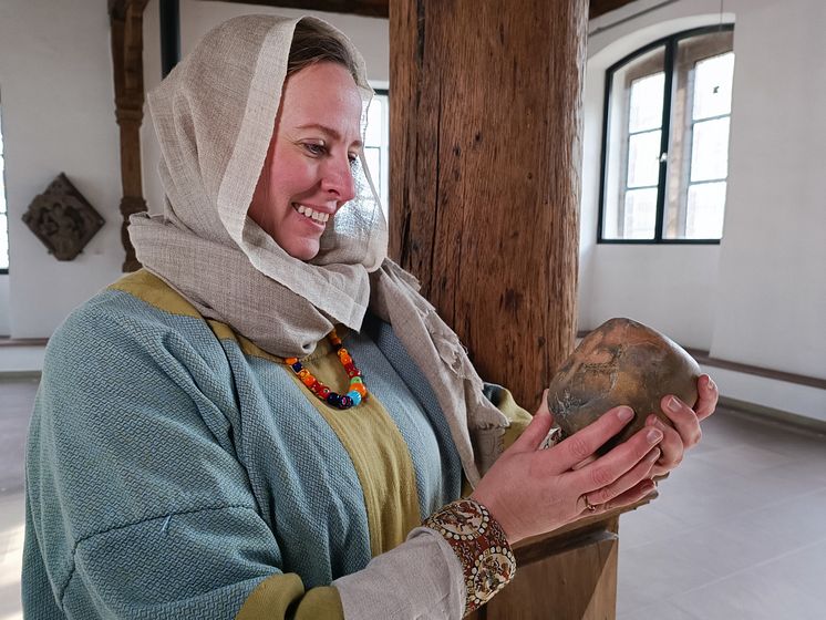 Höxter Ausstellung Schlacht am Brunsberg_Sächsin Webgewicht Rathaus.jpg