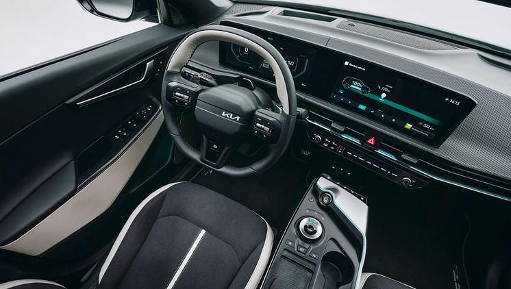 kia-new-ev6-my25-wolf-grey-studio-interior-highres-6.jpg