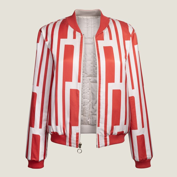 RR_Collection_Women's_Jacket_190225_18.jpg