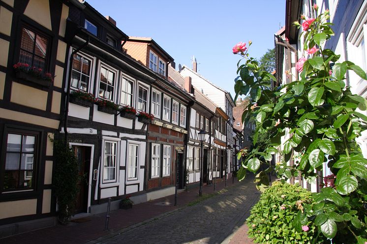 Altstadtimpressionen Kleine Straße in Hameln.jpg
