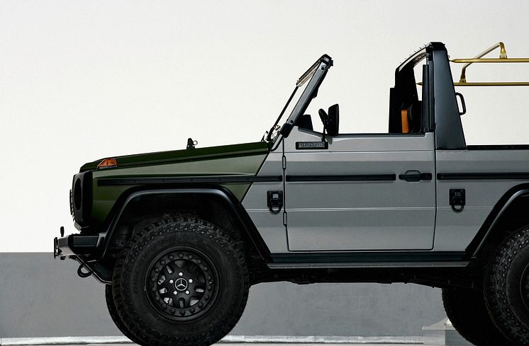 Konstverket Project G-Class Past II Future inspirerat av NIGO