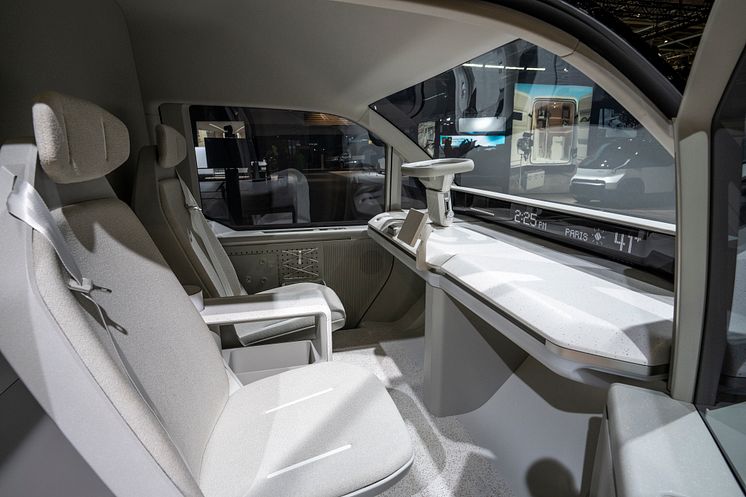 kia-pbv-pv5-hr-iaa-24-interior-highres001.jpg