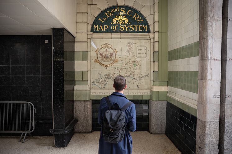 Victoria station heritage rail maps restored