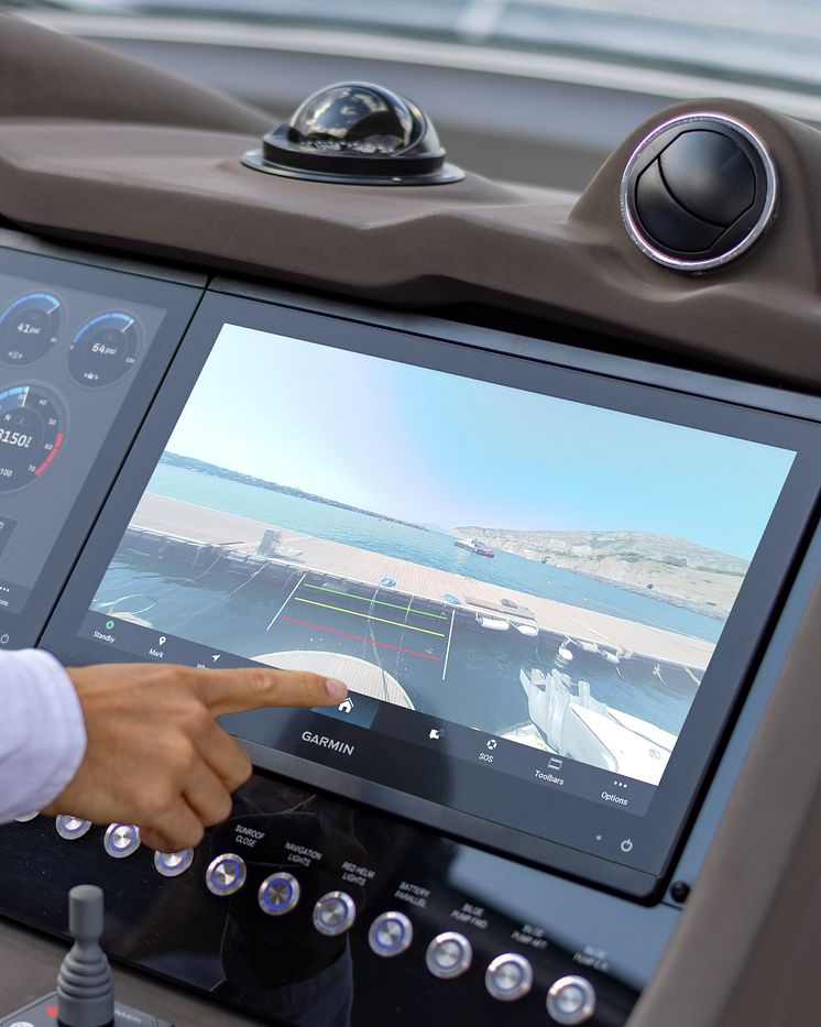 Garmin_GC 245-255 Marinekamera_Sicht vom Steuerstand_Lifestyle (c) Garmin Deutschland GmbH.jpg