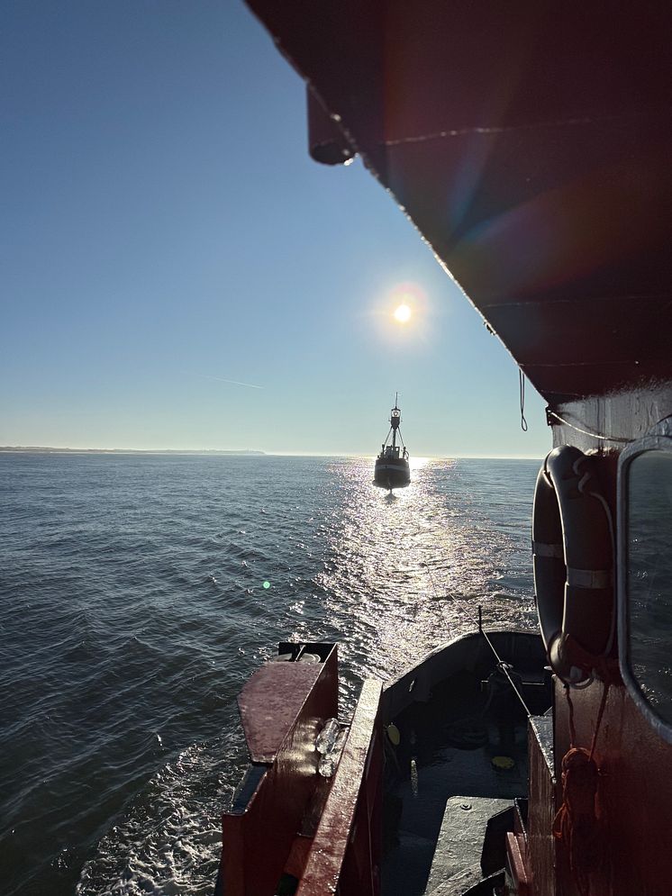 Fyrskib_påslæb_Nordsøen_foto_Tom_Jensen.jpg