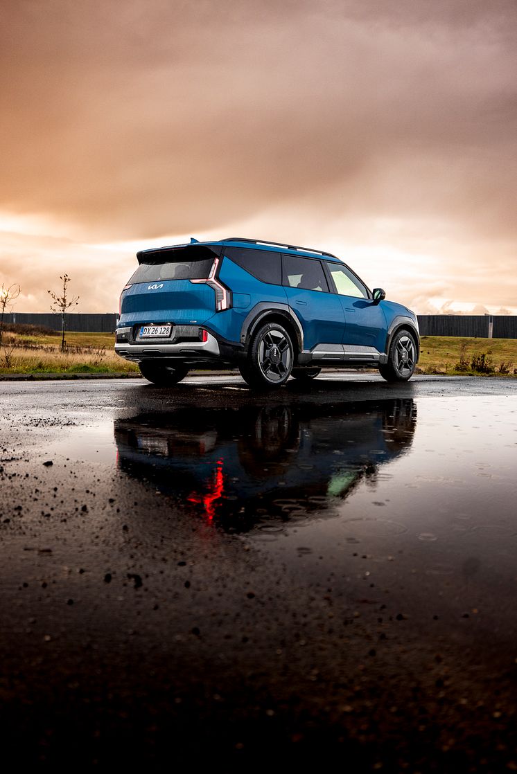 kia_ev9_7307.jpg