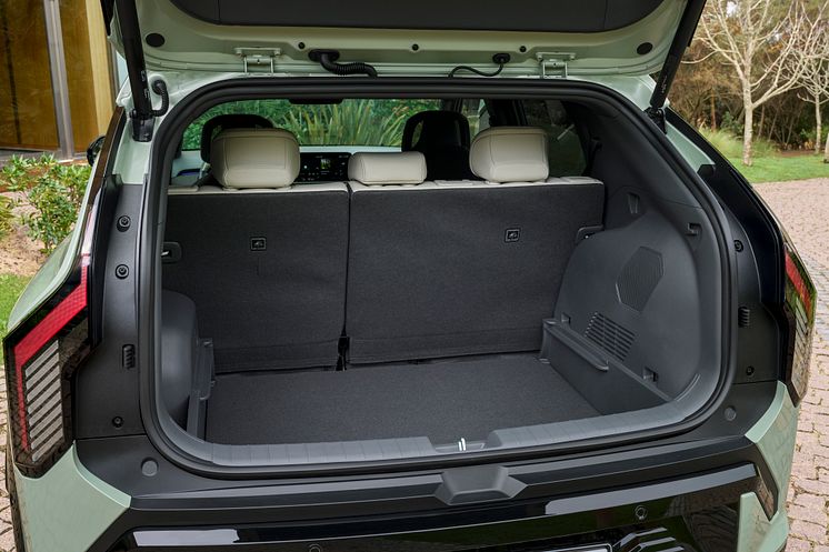 kia-ev3-gtline-aventurine-green-interior-hires-014.jpg