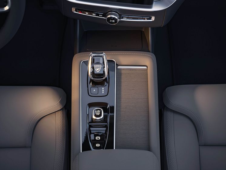 331896_New_Volvo_XC90_Interiors.jpg