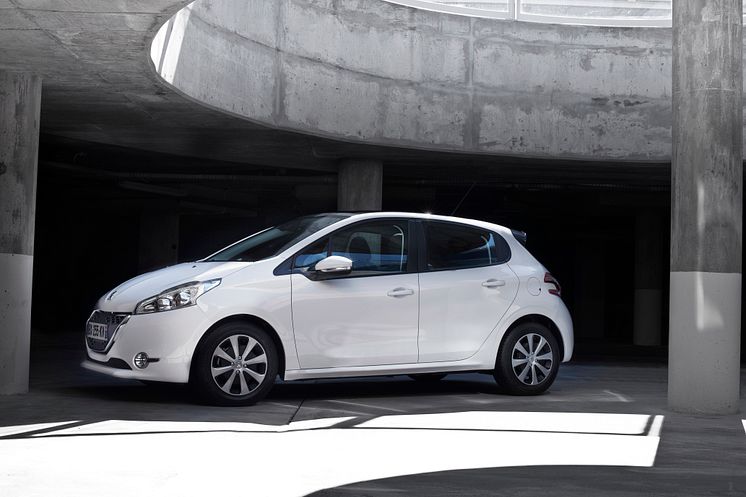 Peugeot 208 – nya generationens småbil