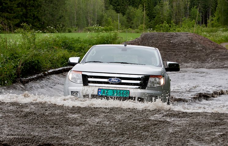 Nye Ford Ranger har en vadedybde på 80 cm - 10 til 35 cm høyere enn sammenlignbare konkurrenter