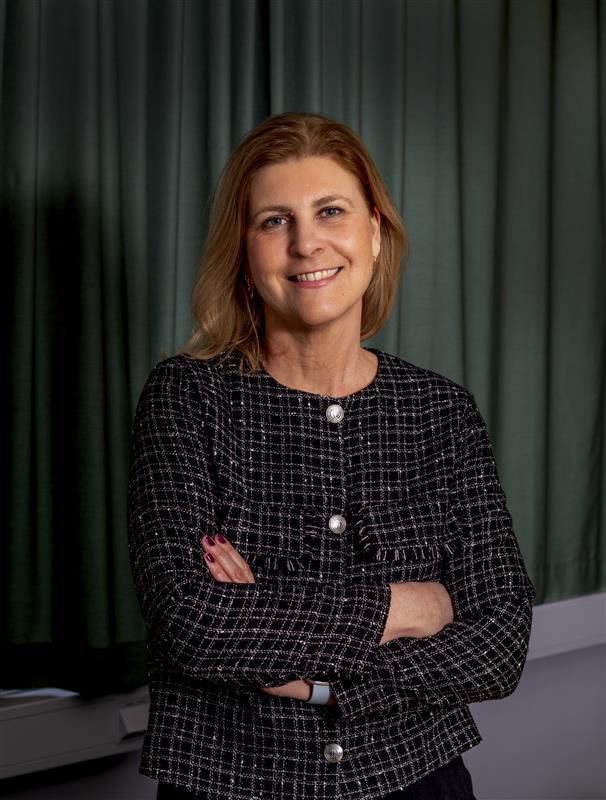 Nina Wahlgren Gill.jpg