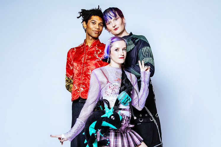 Tani Dibasey, Tobi Pfeil og Claudia Cox