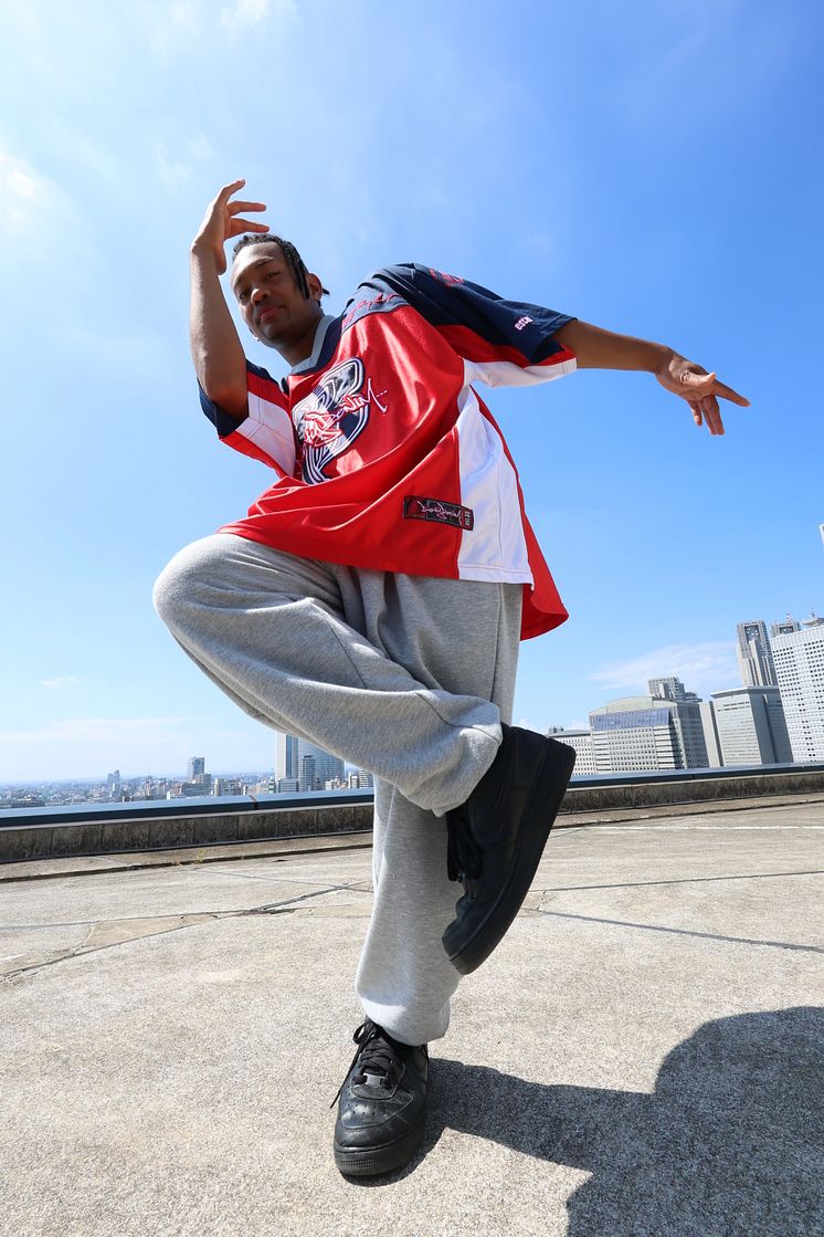 Canon PowerShot V1_CINC_Sample_Dance_0908[1].jpg