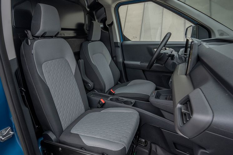 2025 Ford E- Transit Courier (3).jpg