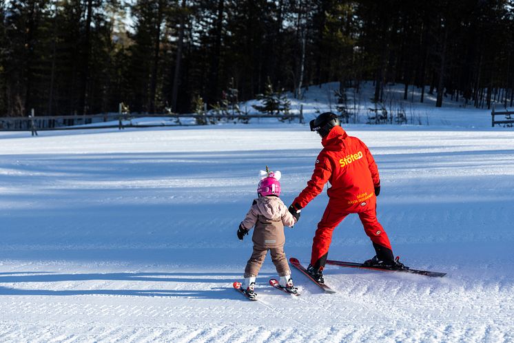Stöten i Sälen - Stötens fantastiska skidlärare 2425